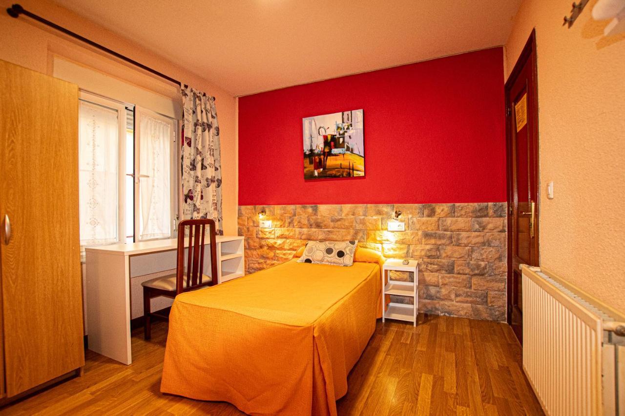 Residencia Salamanca Universitaria Otel Dış mekan fotoğraf